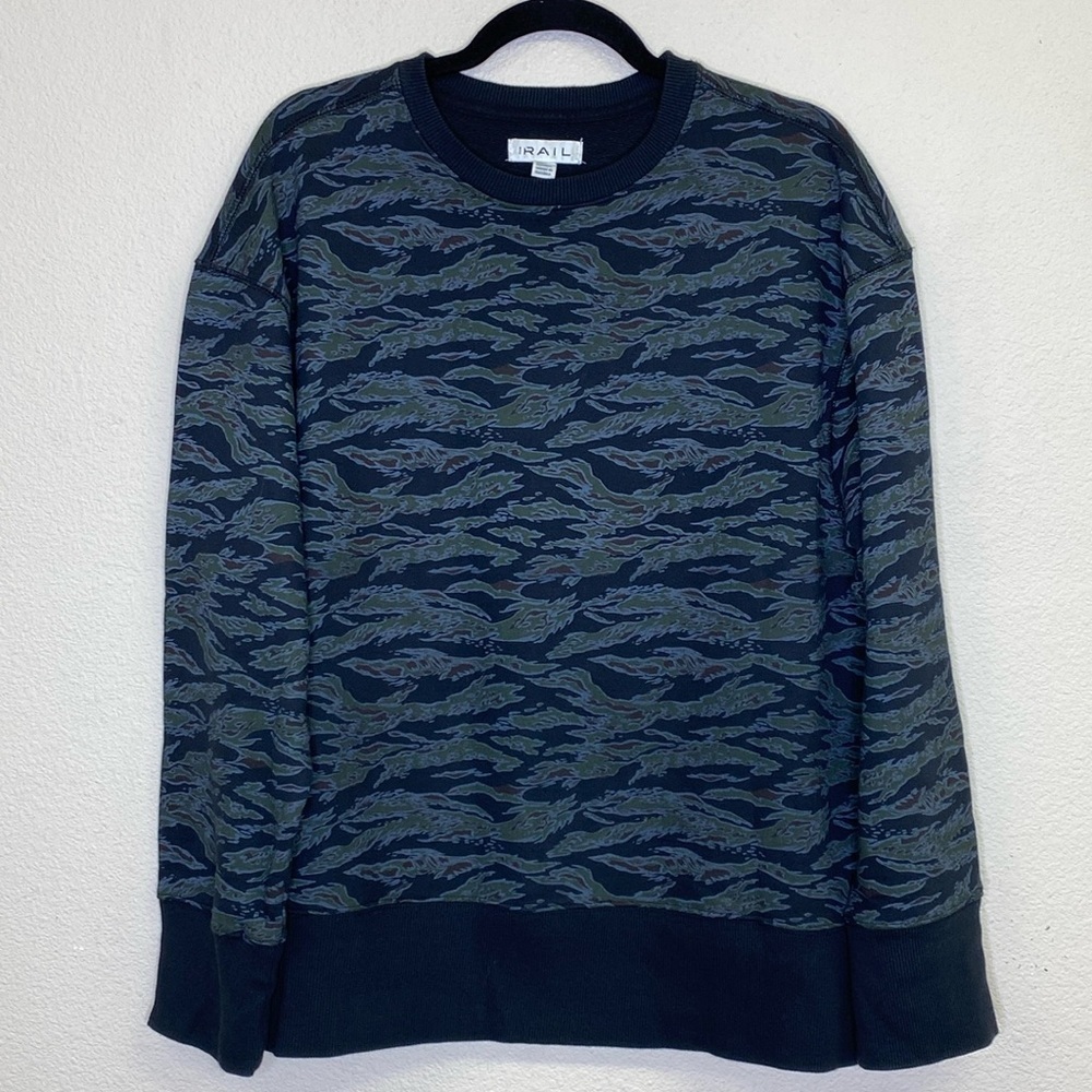 The Rail Crewneck Camo Sweatshirt Men's Small